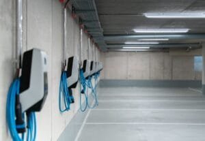 איזו עמדת טעינה הכי משתלמת לנהג הישראלי? כל ההשוואות במקום אחד